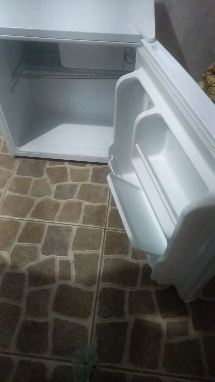 Vendo Frigobar Philco - Foto 3
