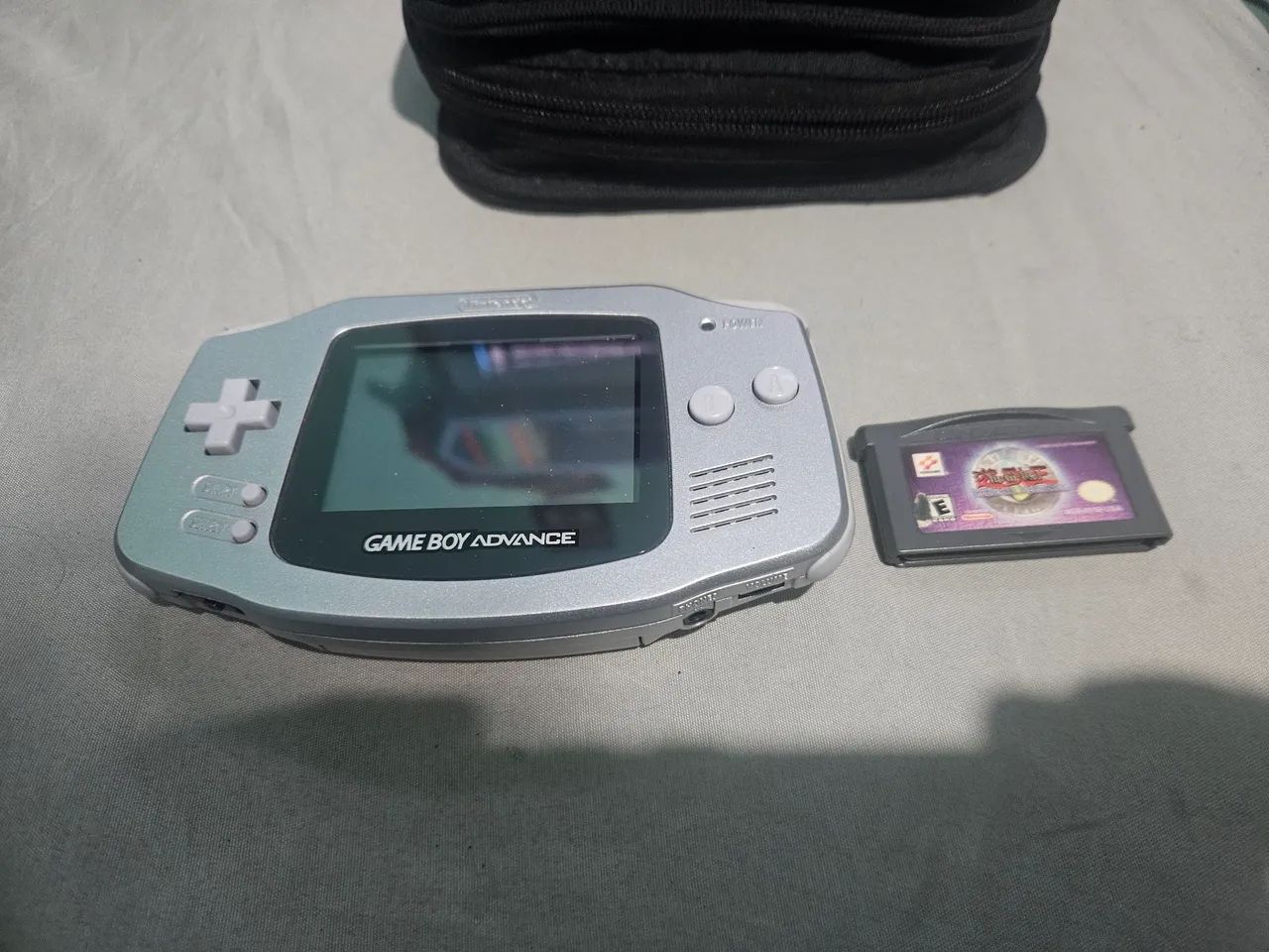 Game boy advance prata