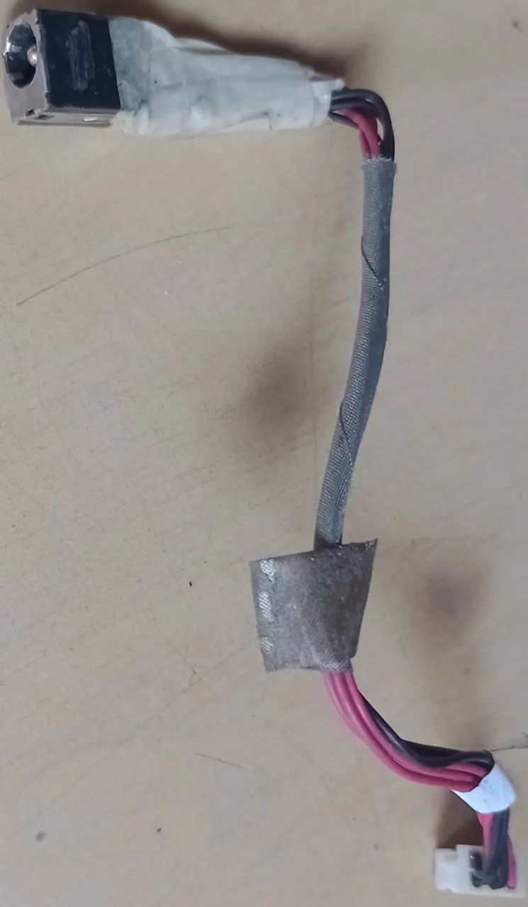 conector de carga notebook philco 14111 - Foto 2