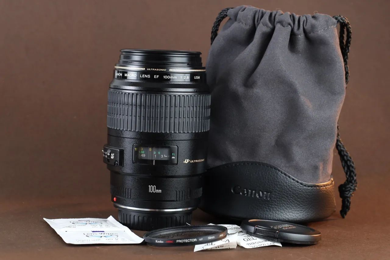 Canon EF 100mm (Macro) USM