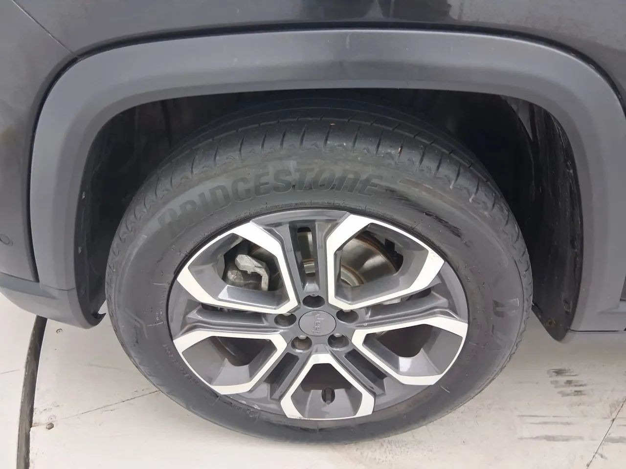 Jeep Commander Limited T270 1.3 TB Flex Aut., foto 11 de 18
