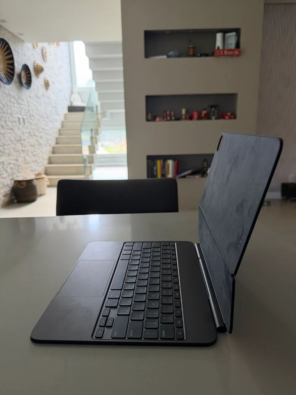 iPad Pro M4 13 256GB + Magic Keyboard + Apple Pencil Pro - Foto 4