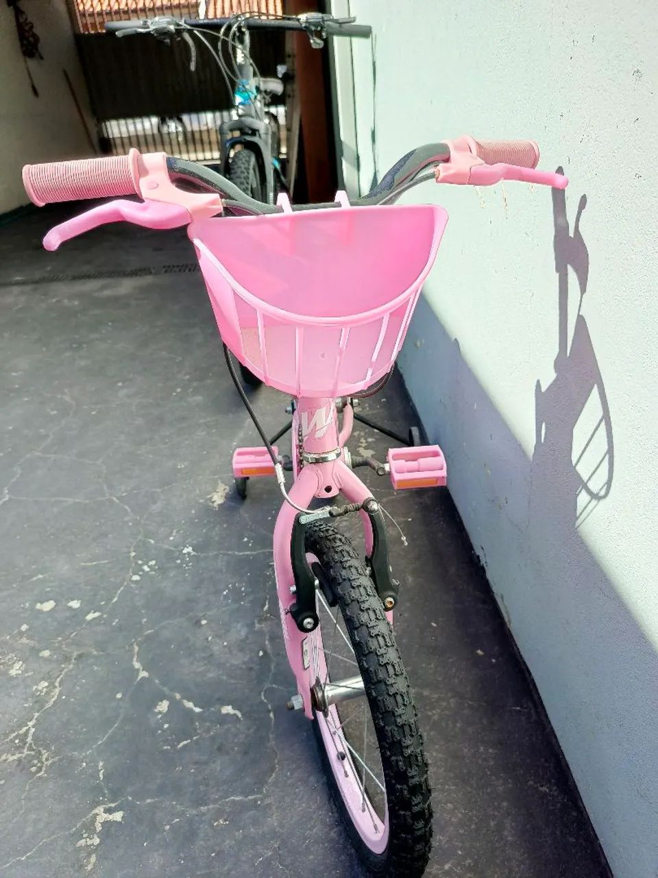 Bicicleta semi nova infantil  - Foto 2