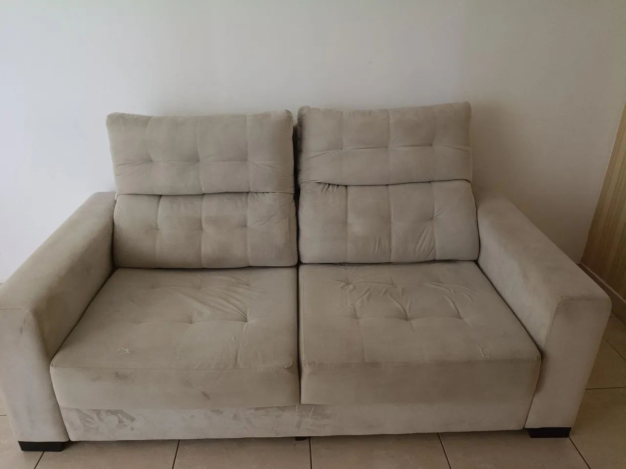 Sofá 2 lugares 