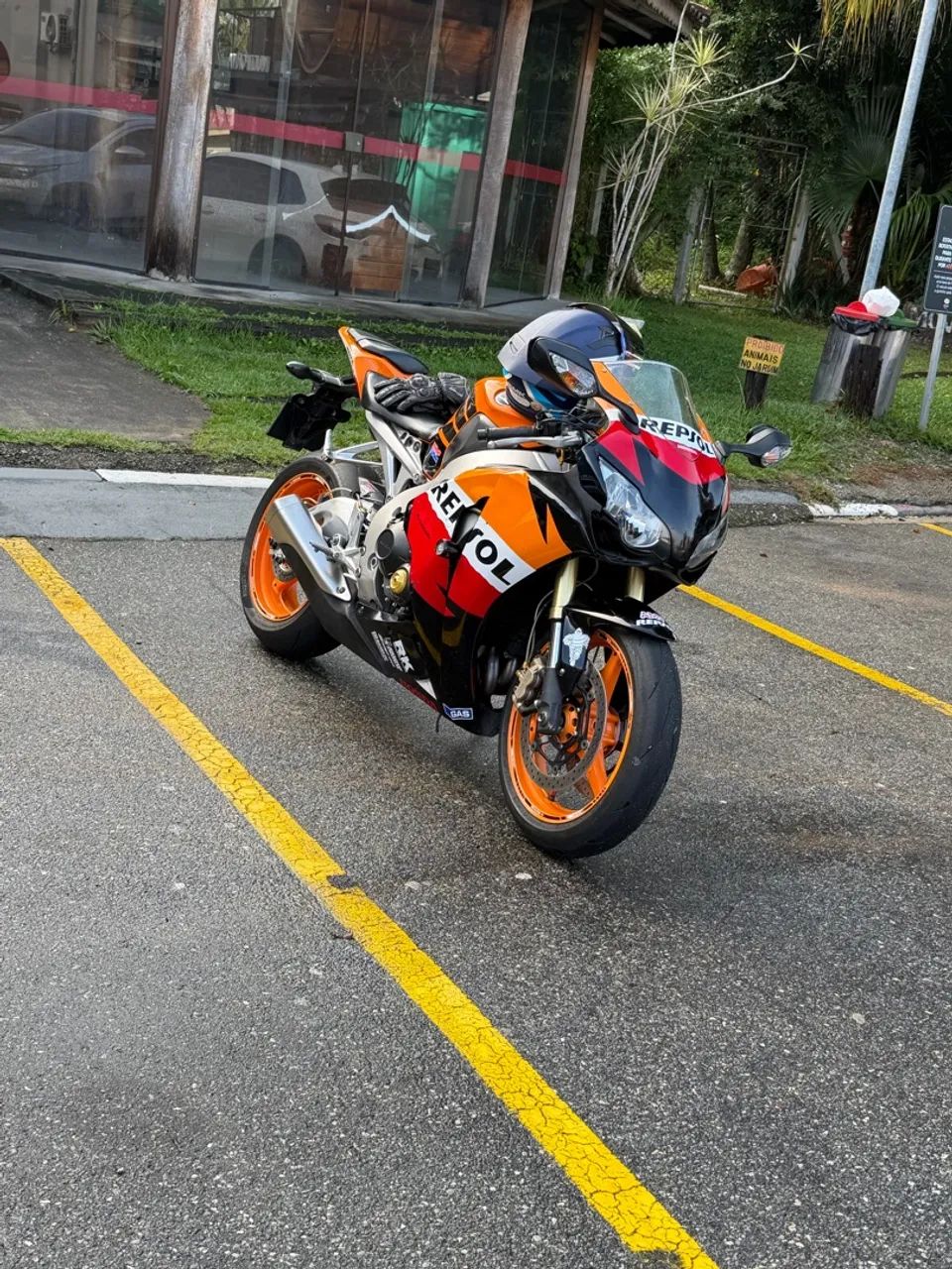Cbr 1000 rr Repsol fire balde  - Foto 5