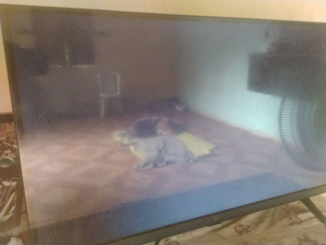 Televisão semi nova