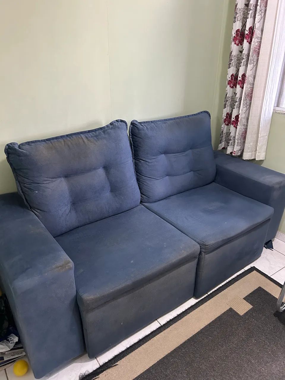 Sofá Retrátil Dois Lugares