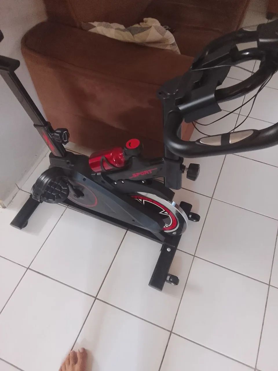 Vendo bicicleta ergométrica - Foto 2