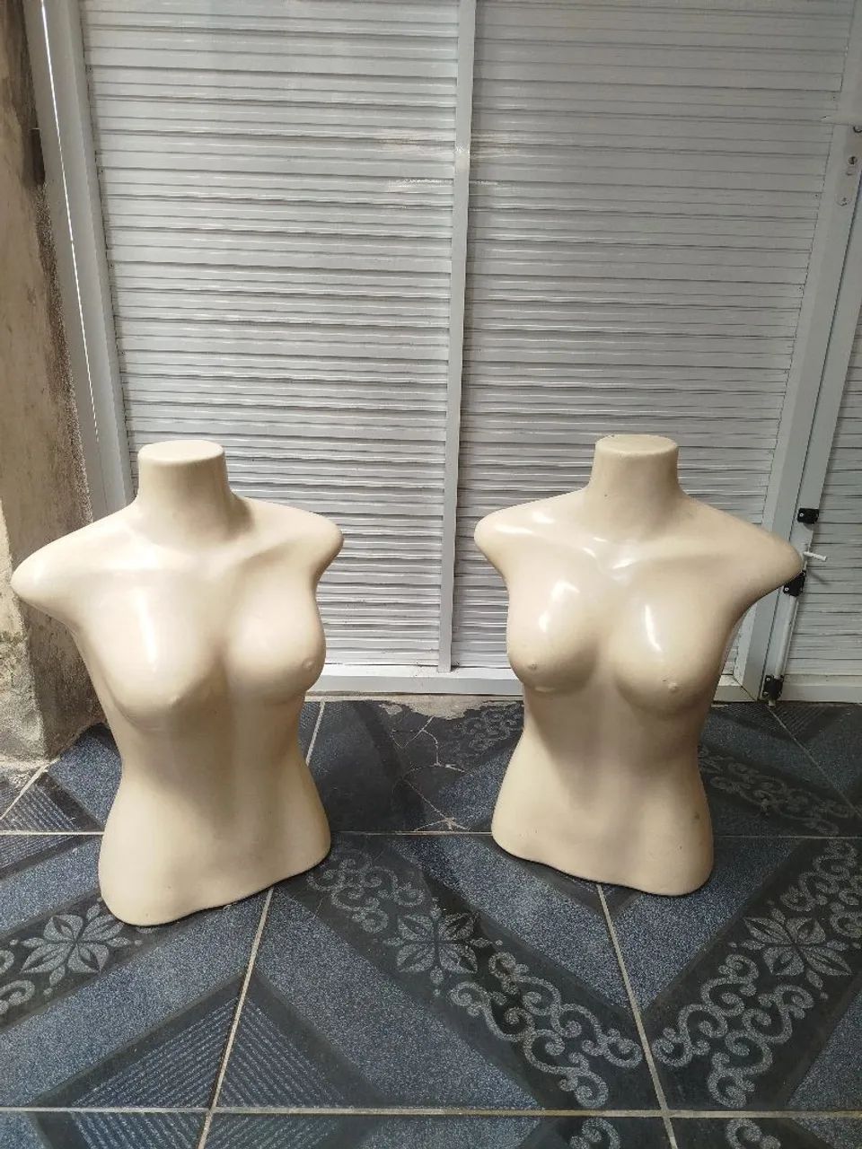 Vendo Vitrine  e Expositor e Manequim - Foto 3