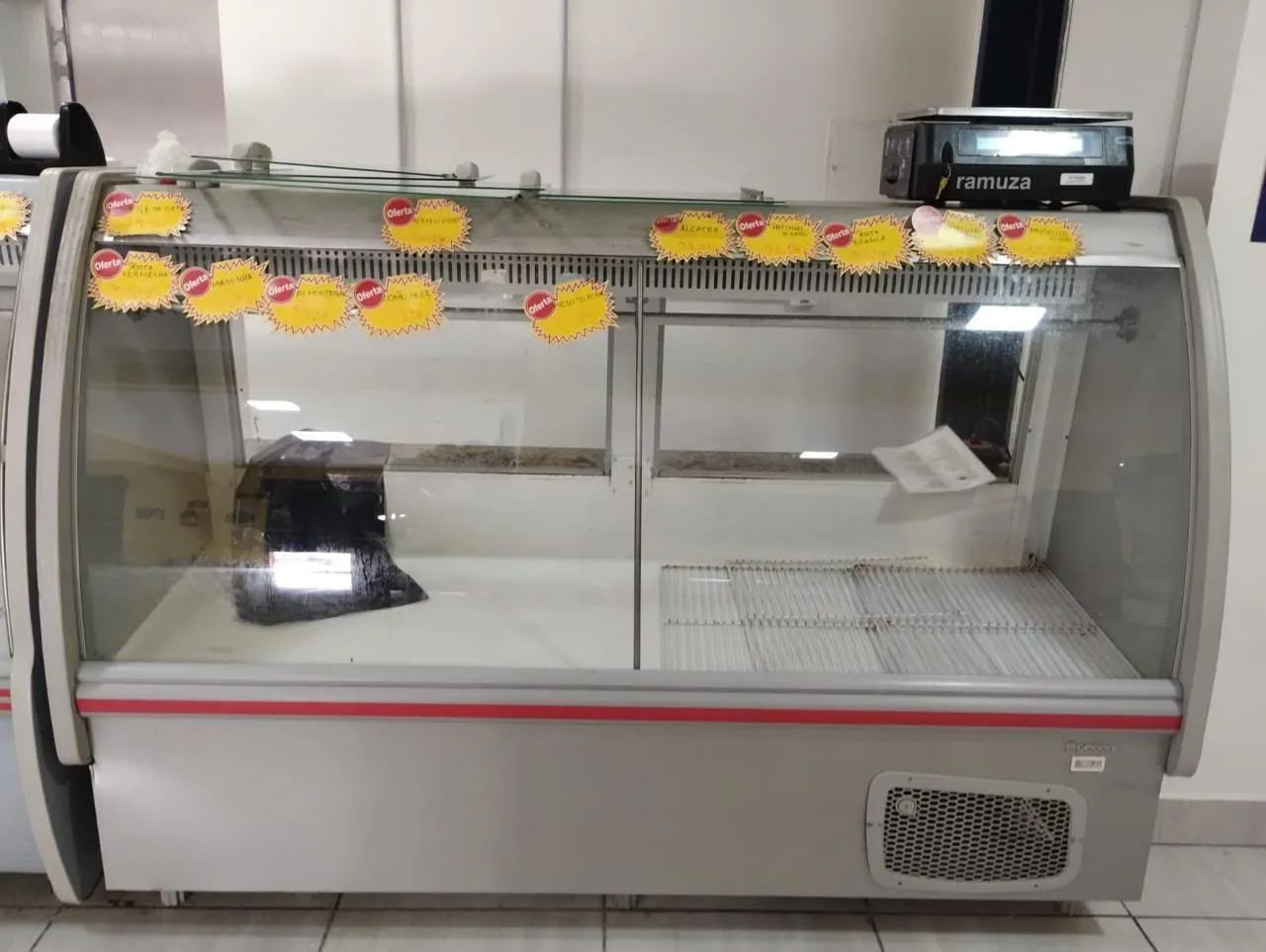 2 balcões refrigerados 220v - Foto 2