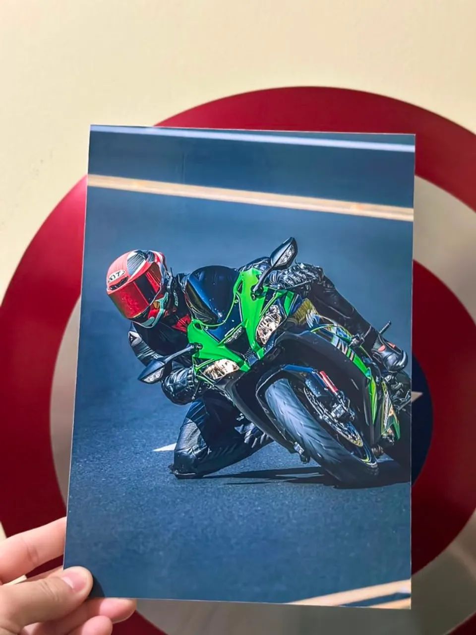 Quadro MDF motociclista  - Foto 3