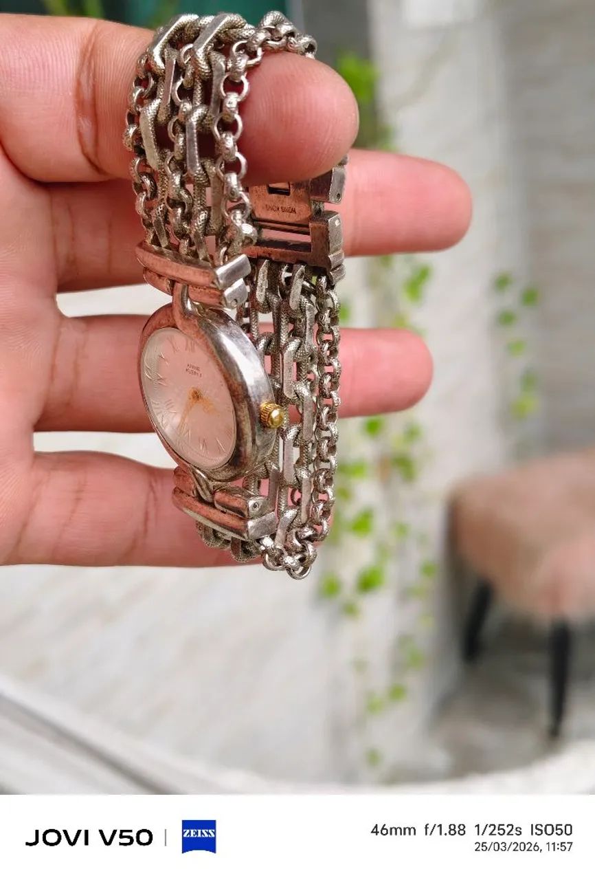 Relógio Anne Klein 2 banhando a prata - Foto 4