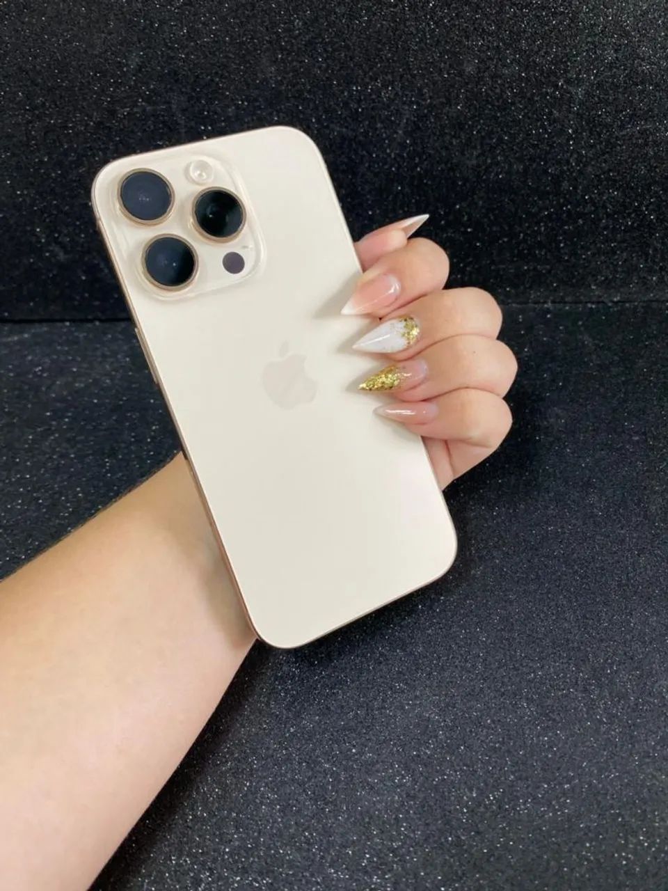 IPHONE 16 PRO DESERT