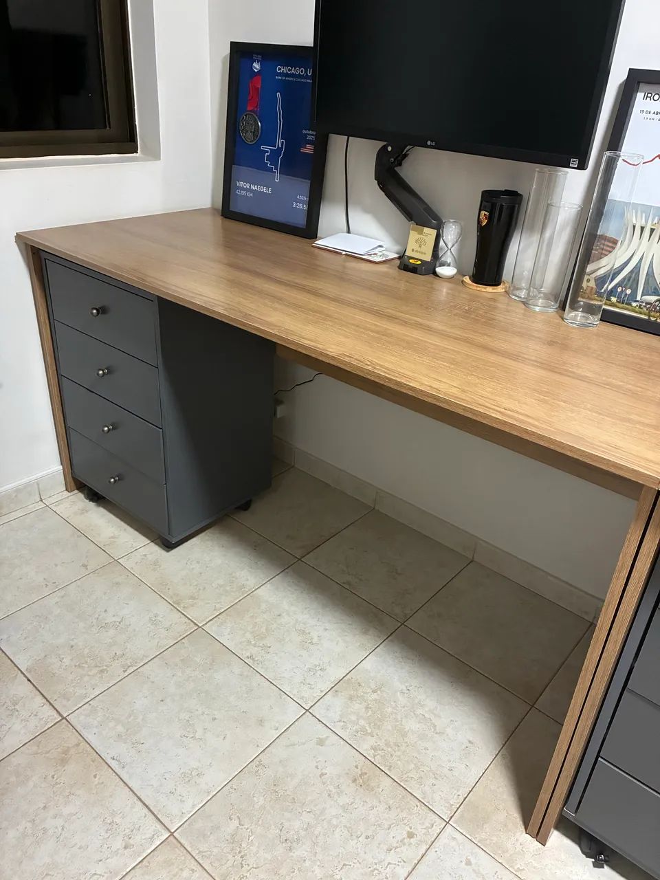 Mesa de Trabalho / Home Office 150cm - Escrivaninha - Foto 4