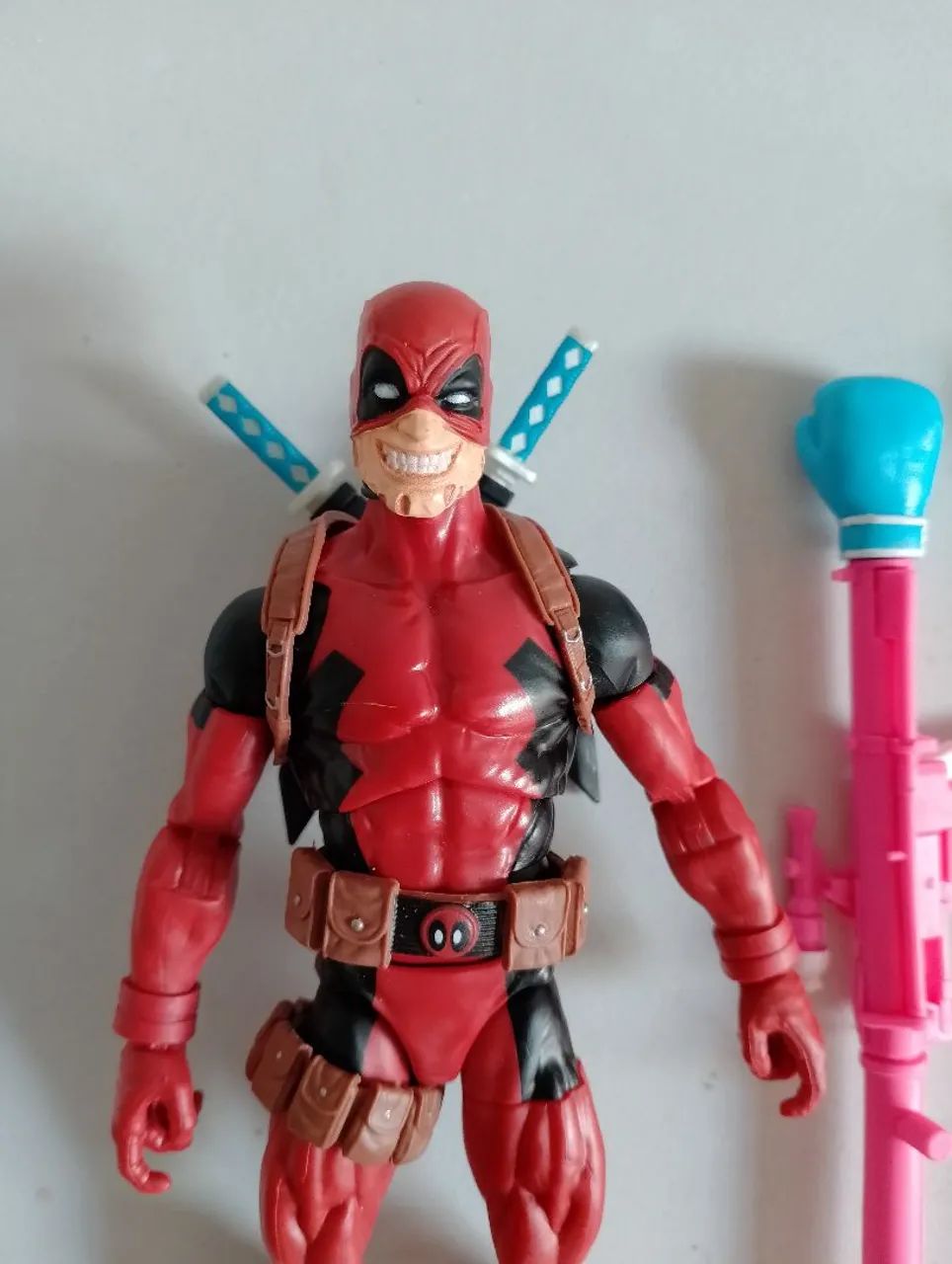 Marvel Legends Deadpool SDCC Exclusive HASBRO - Foto 3