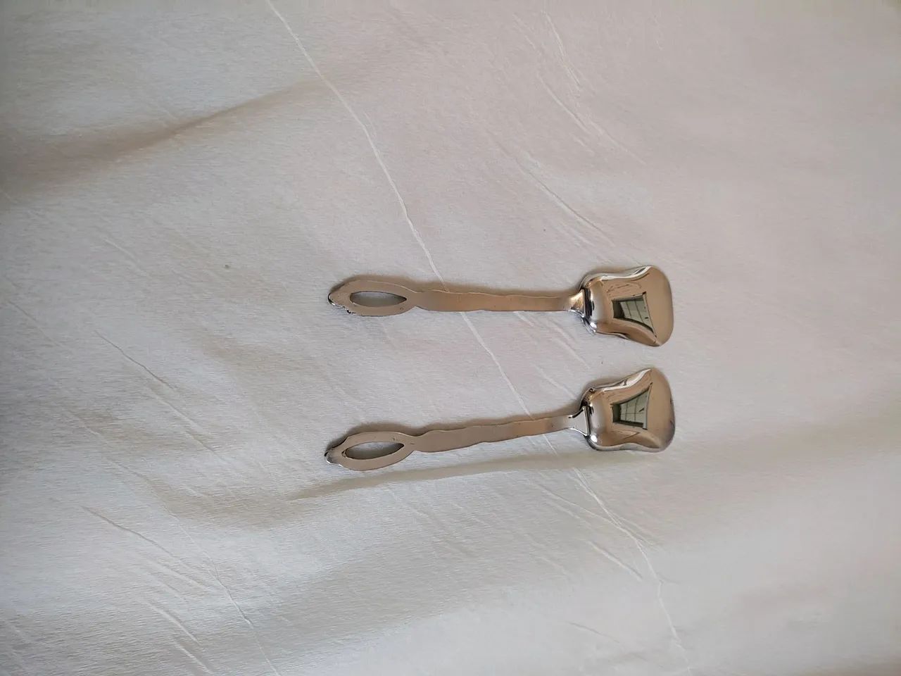 Conjunto de 2 taças de sobremesa e 2 colheres antigas - Foto 4