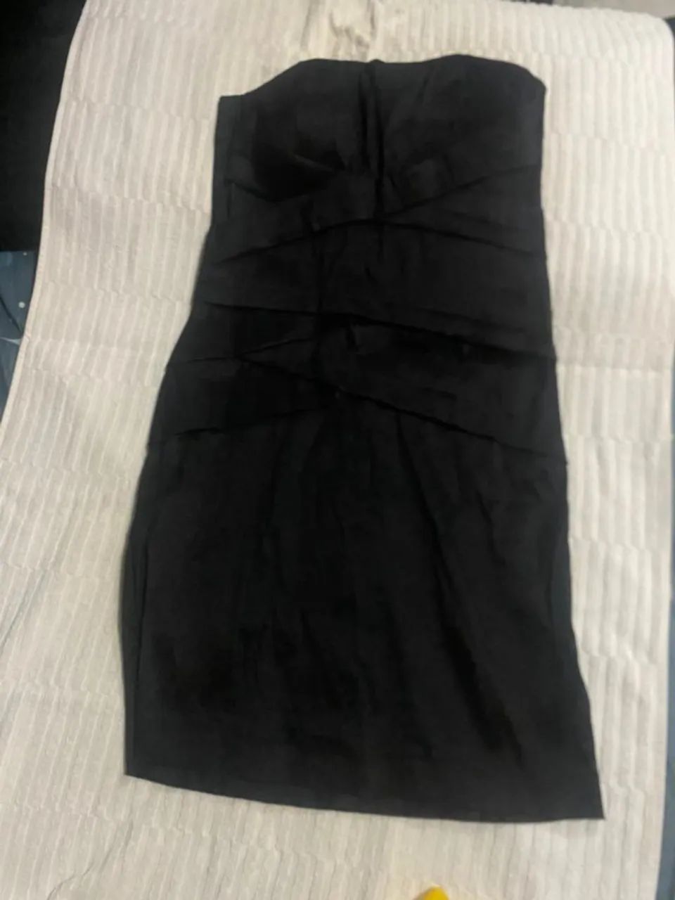 vestido tomara que caia preto