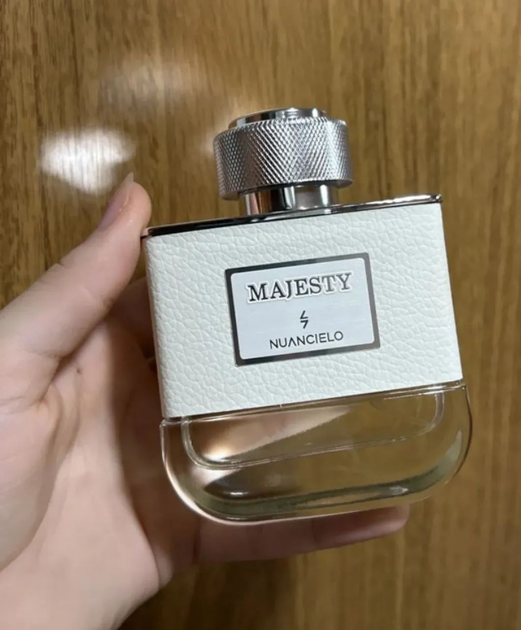 Vendo Perfume Majesty da Nuancielo