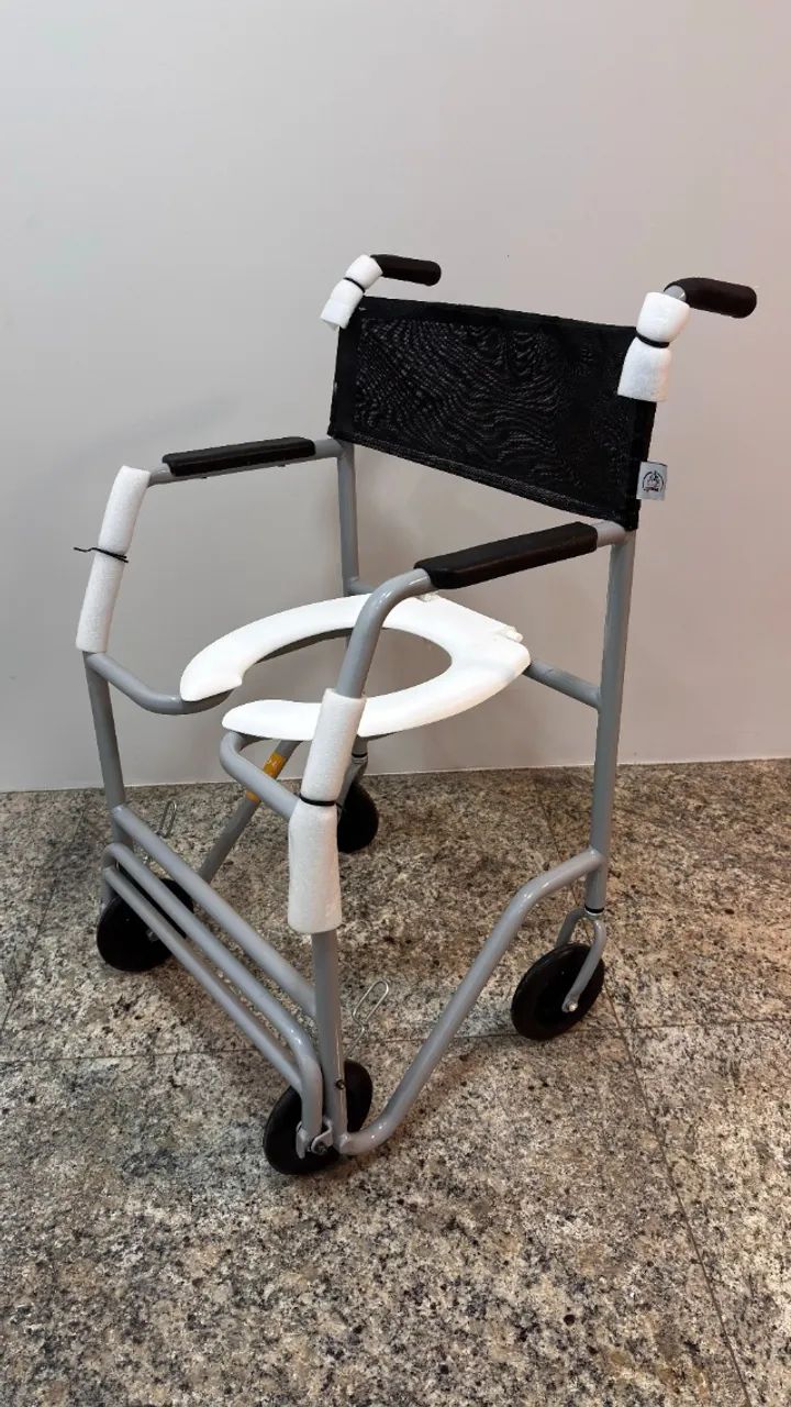 Cadeira de Banho - Foto 2