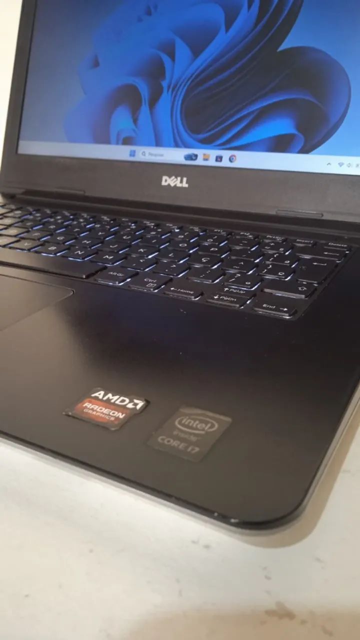 Notebook Dell | Core i7 5th Gen | SSD 240GB | Placa de Vídeo 2GB - Foto 2