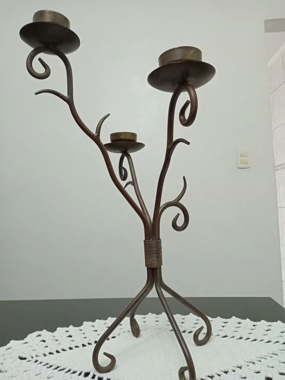 Castiçal de ferro antigo  - Foto 2