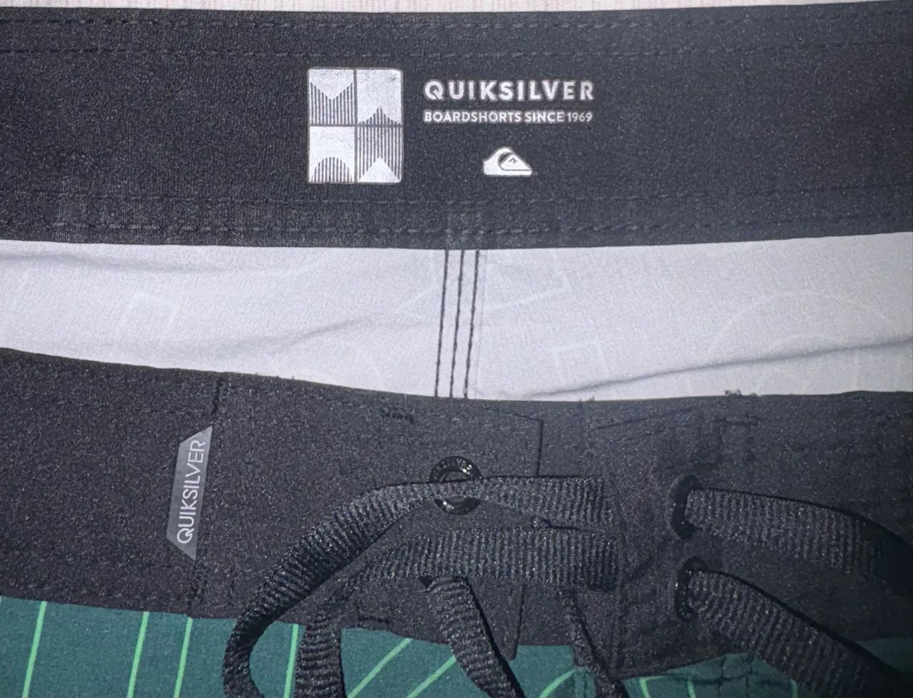Bermuda Quiksilver Original Tam. 46 - Foto 3