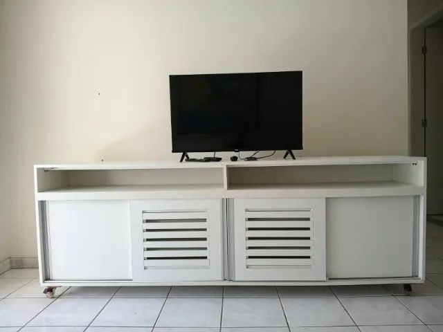 Rack TV452149582717276160