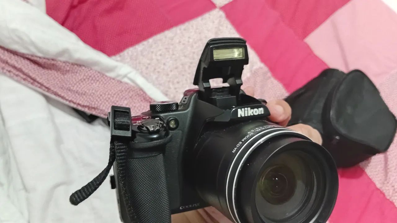 Câmera Nikon Coolpix P520 - Foto 2