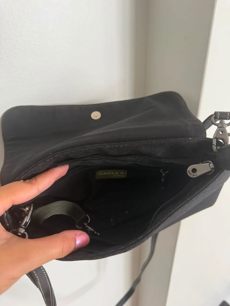 Bolsa Uncle K preta - Foto 3