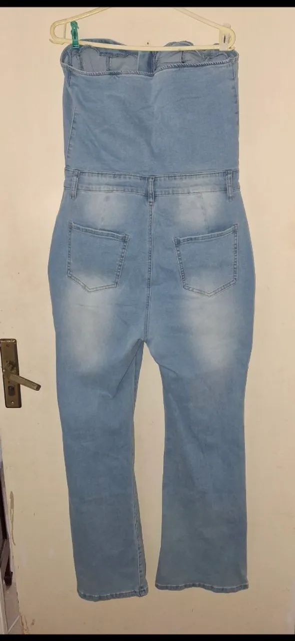 Vendo macacão tomara que caia jeans com lycra.  - Foto 2