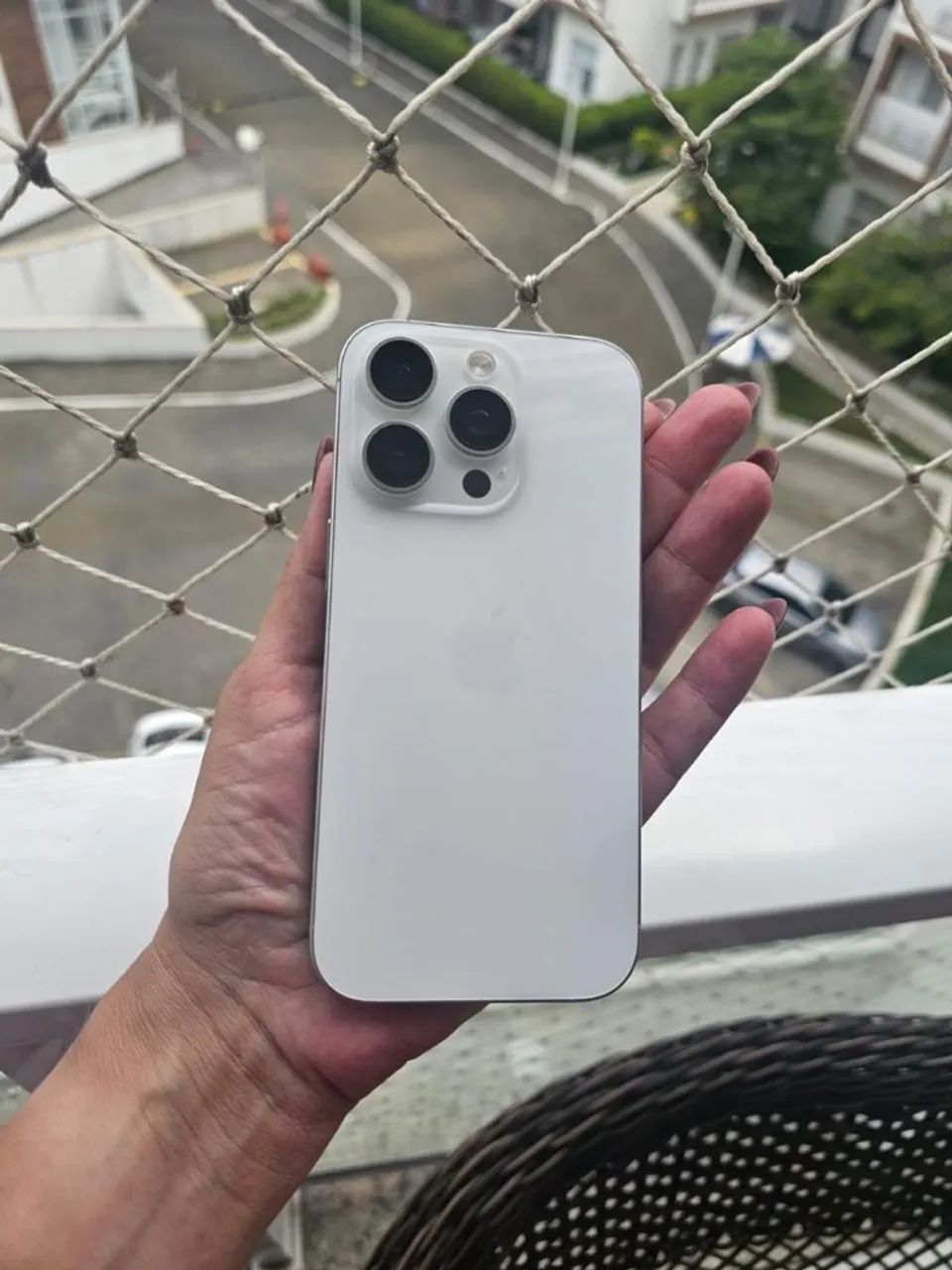 IPHONE 16 PRO 128 GIGAS  - Foto 2