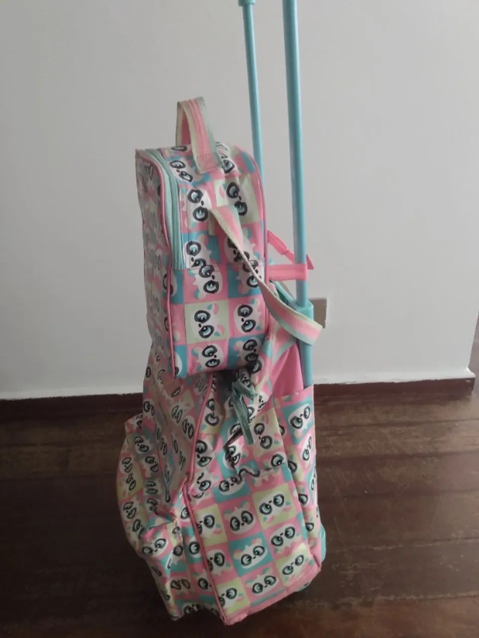 Bolsa de Rodinhas e Lancheira da Puket - Foto 3
