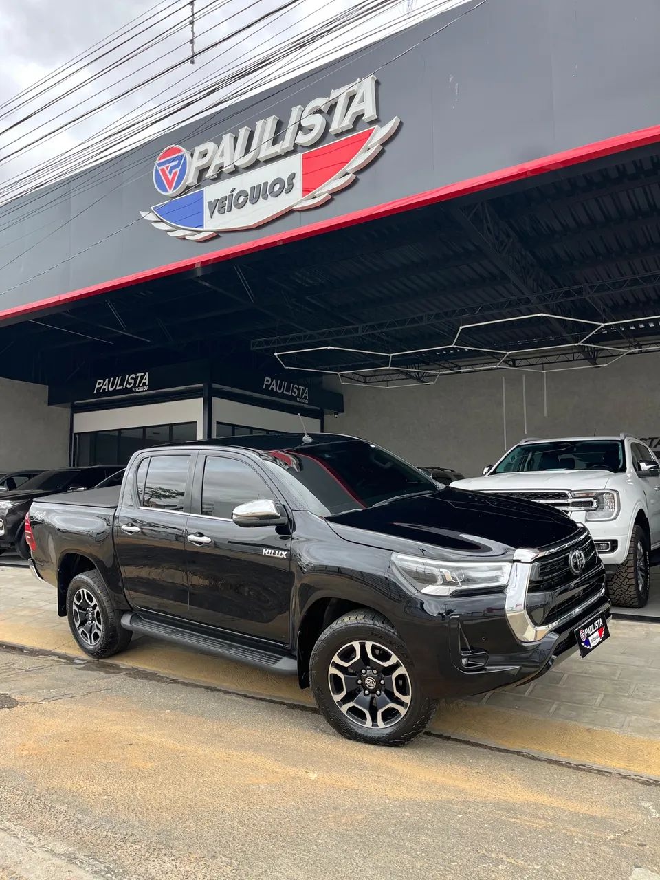 Toyota Hilux Hilux CD SRX 4x4 2.8 TDI 16V Diesel Aut. 2023