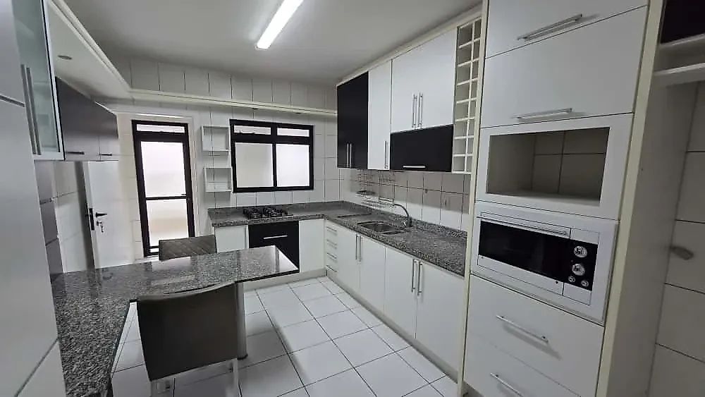 Apartamento 3 Quartos com 1 Suíte e 129m² - Bom Abrigo