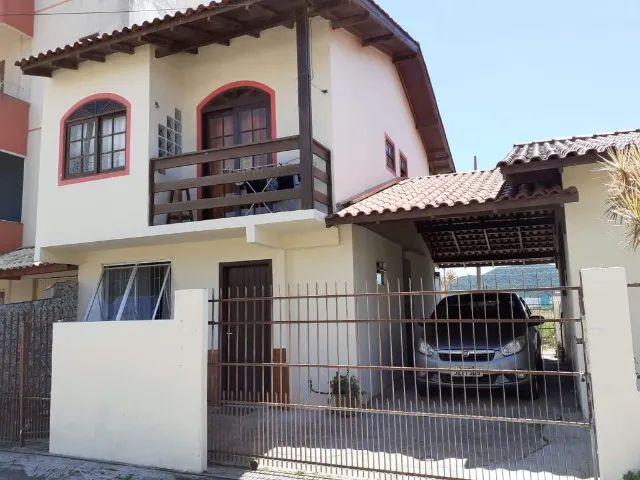 Apartamento Kitnet Ingleses Perto da Praia