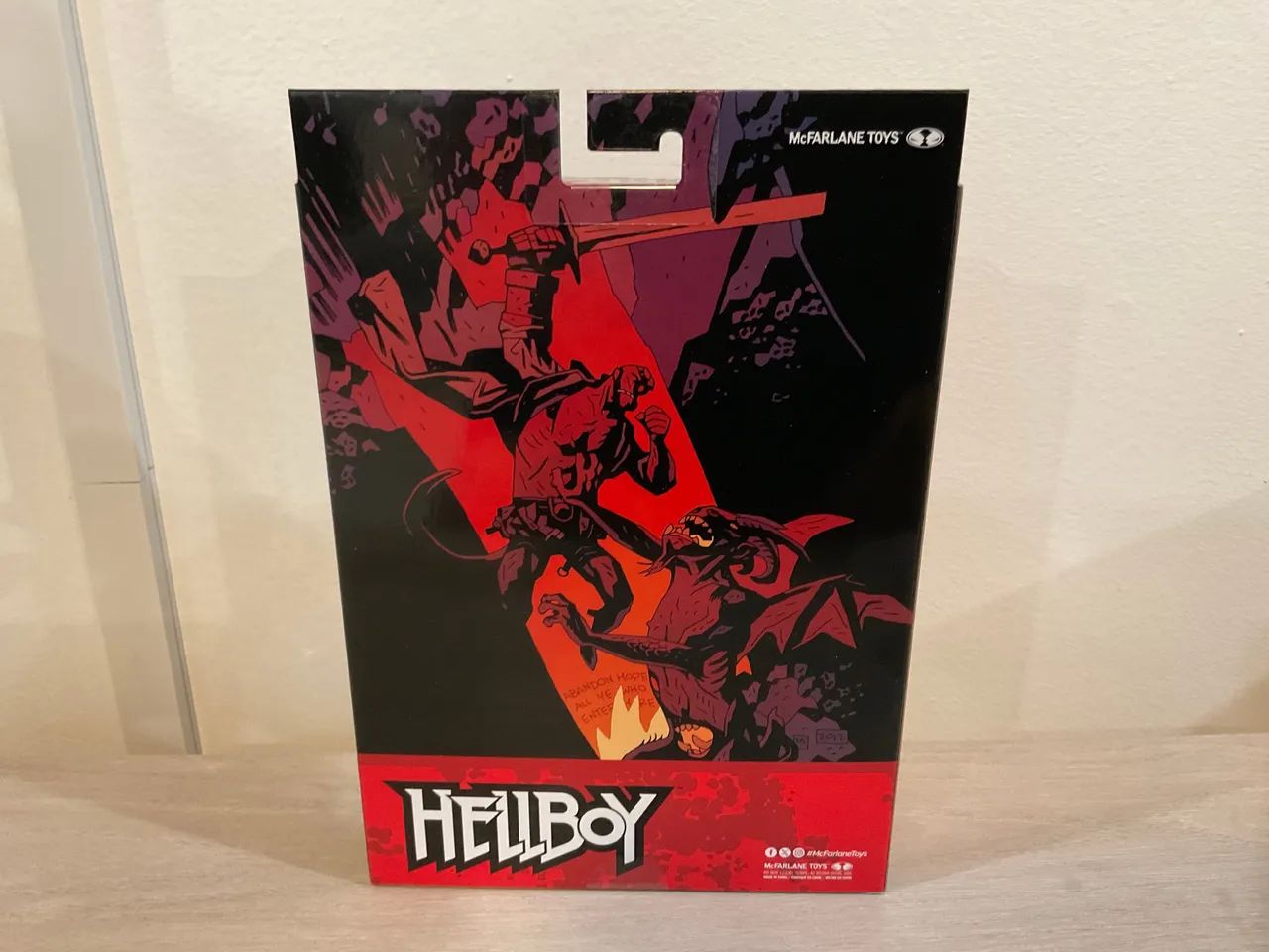 Action figure hellboy platinum edition - Foto 3