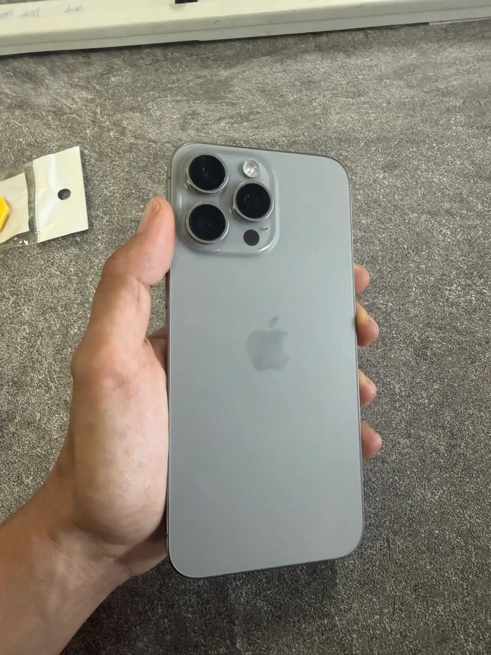 IPHONE 15 PRO MAX TITÂNIO 256GB - Foto 2