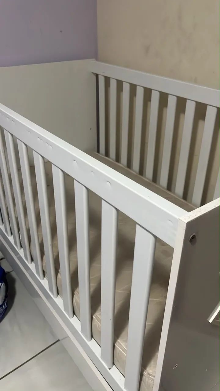 Berço que vira cama com colchão. - Foto 3