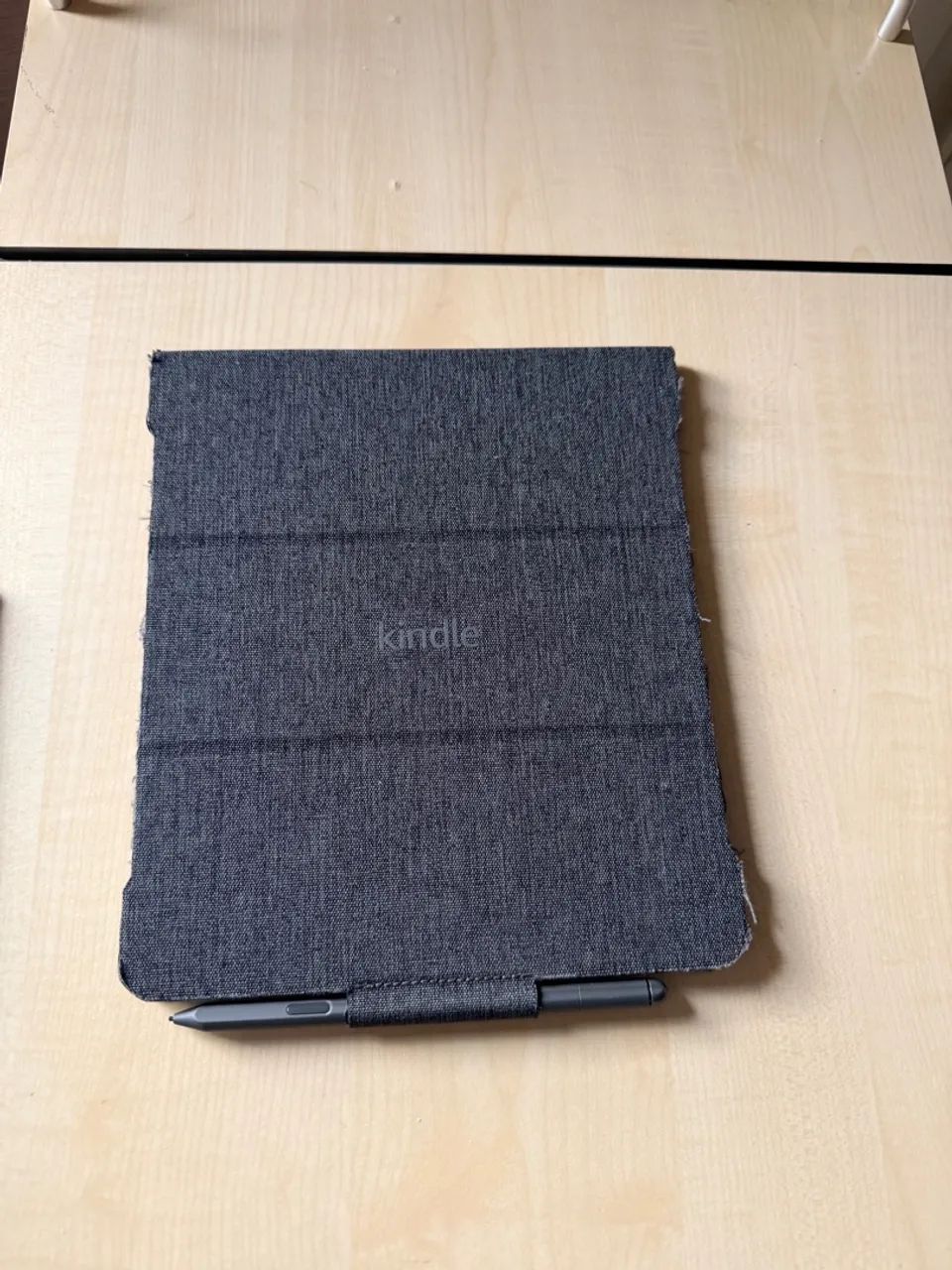 Kindle Scribe perfeito com capa e caneta 