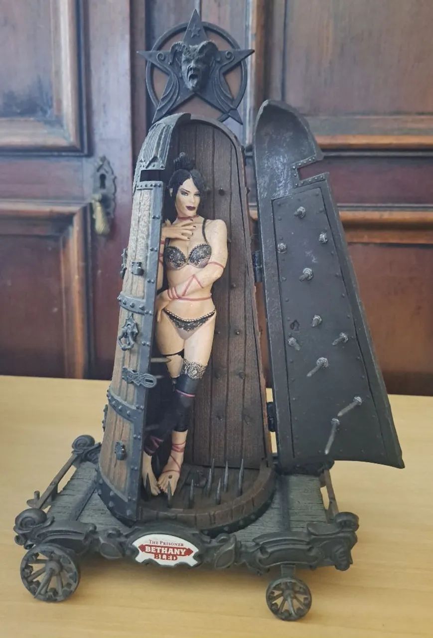 Betany Bled The Infernal Parade 2004 Clive Barker McFarlane 