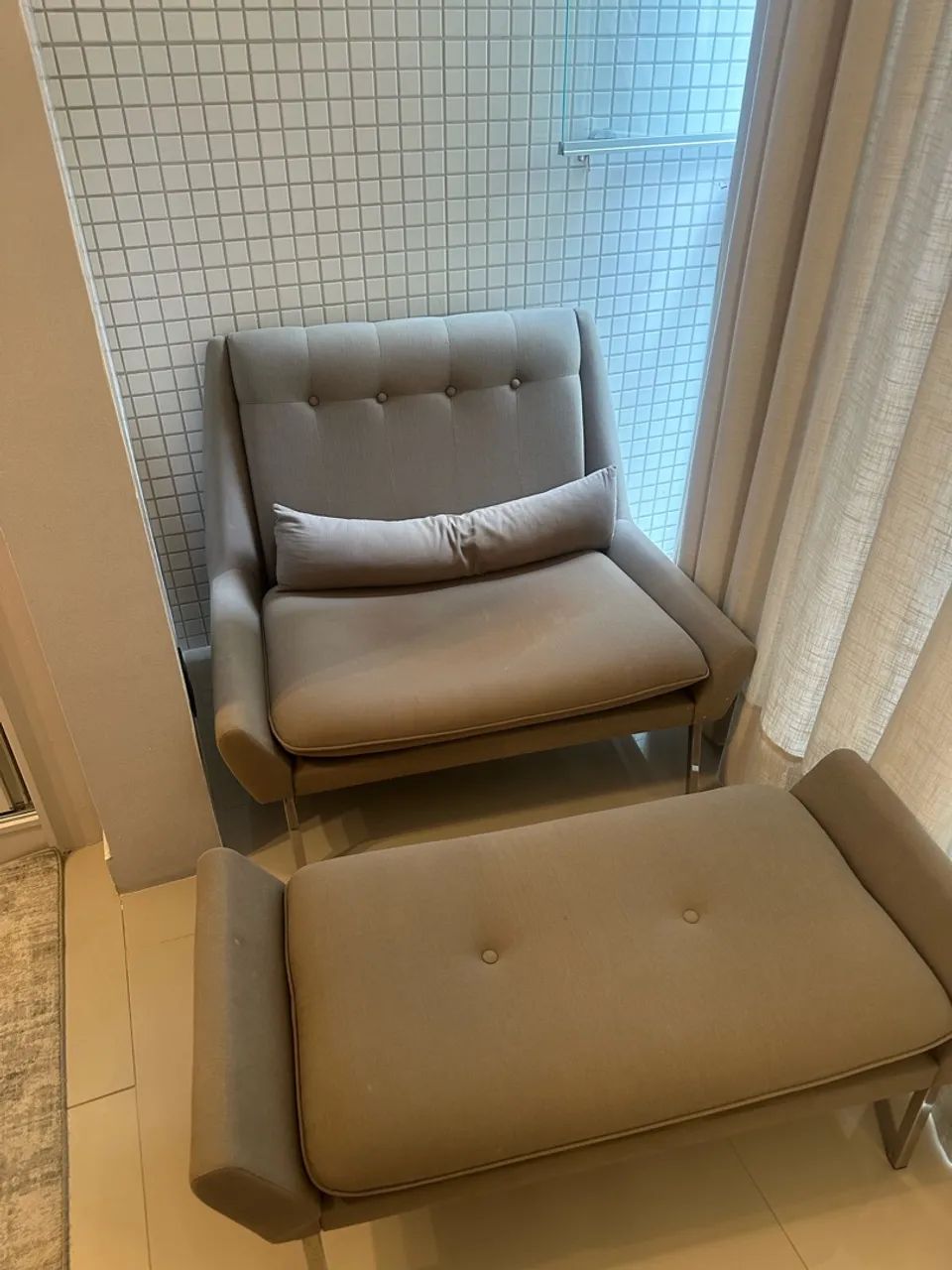 Poltrona / Chaise Sava com Puff 