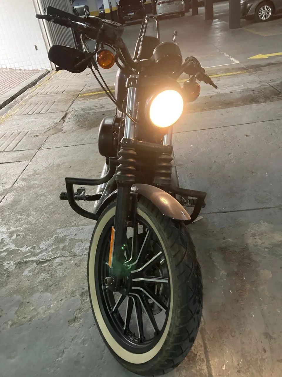 Harley Davidson XL 883 ano 2012 - Foto 5