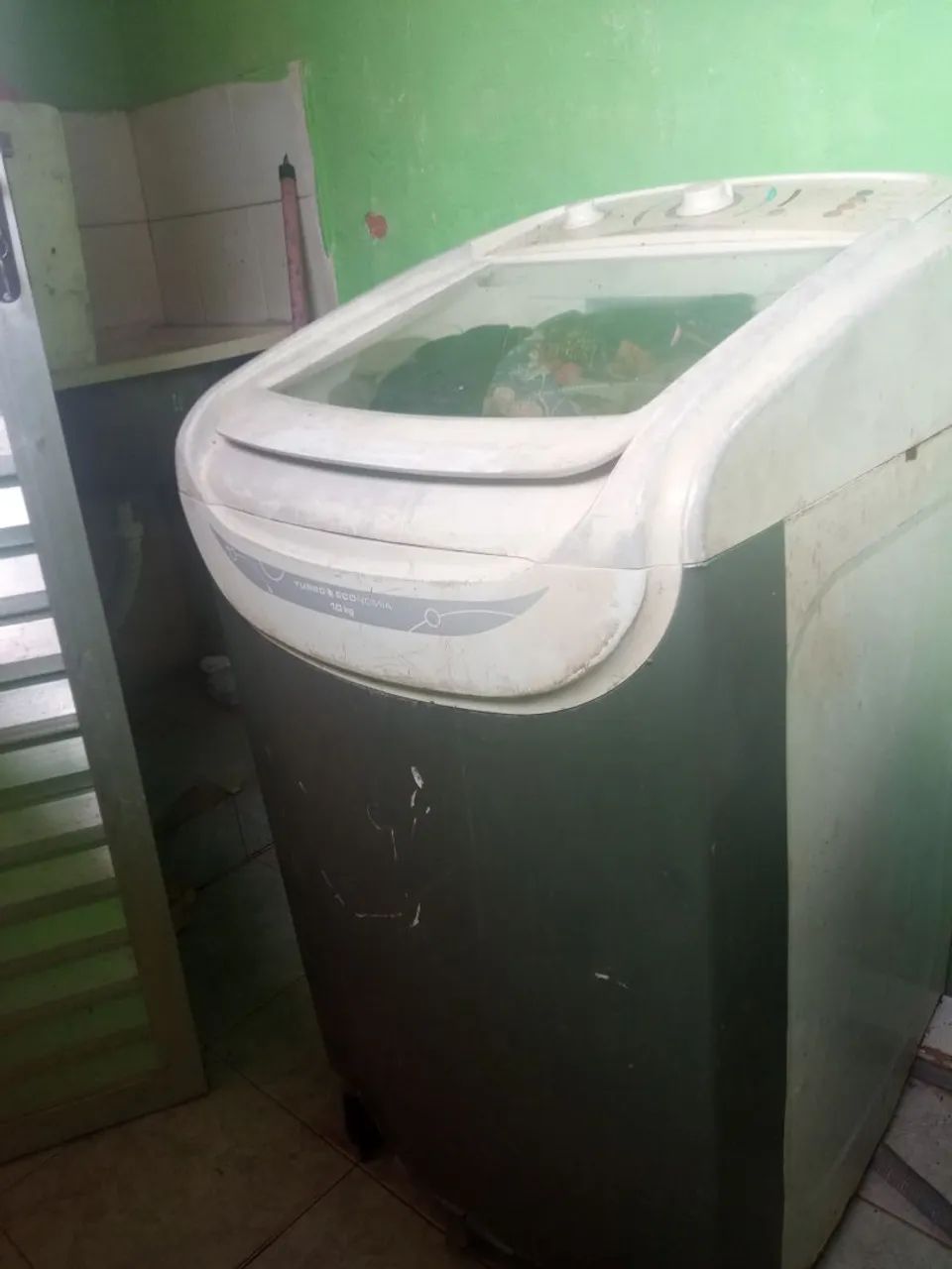 Vendo sofá, geladeira e máquina! - Foto 5