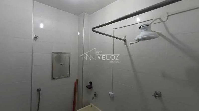 Kitnet/Conjugado - / Residencial / Centro