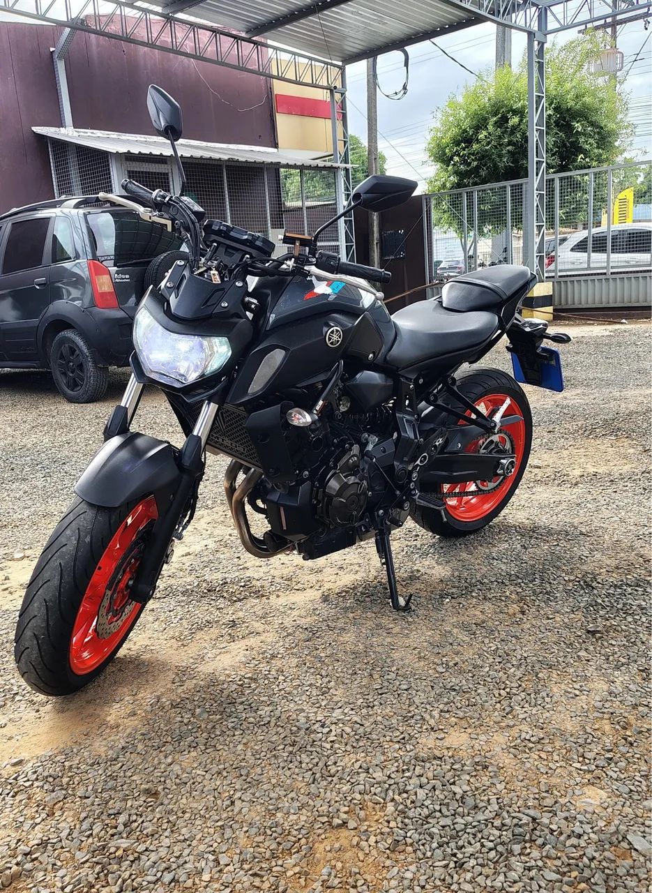 Yamaha MT 07 2022 - Foto 4