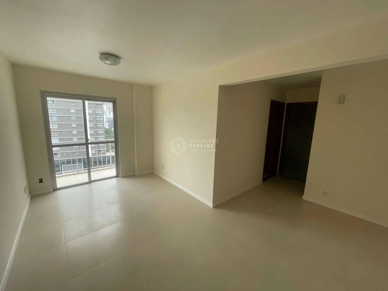 Apartamento com 2 quartos, Centro - Balneário Camboriú - Foto 3