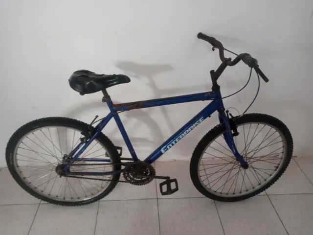Bicicleta Aro 26 Usada - Precisa de Conserto - Foto 3