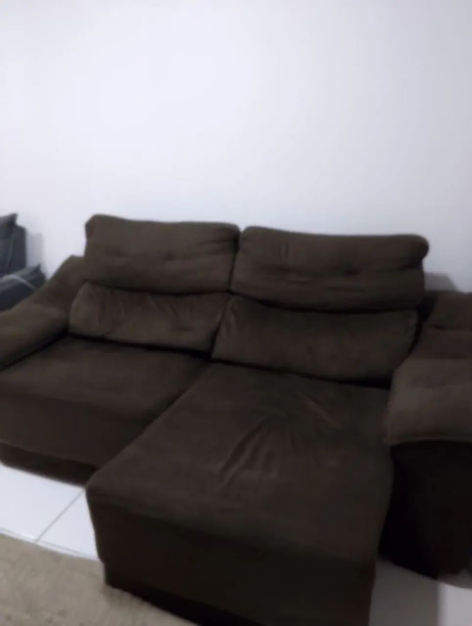 Sofá retrátil e guarda roupa 