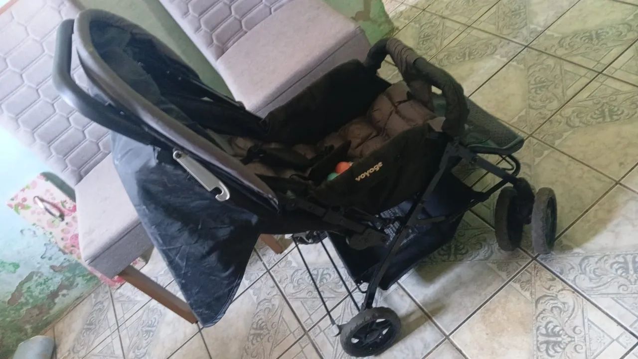 Vendo carrinho voyagem - Foto 2