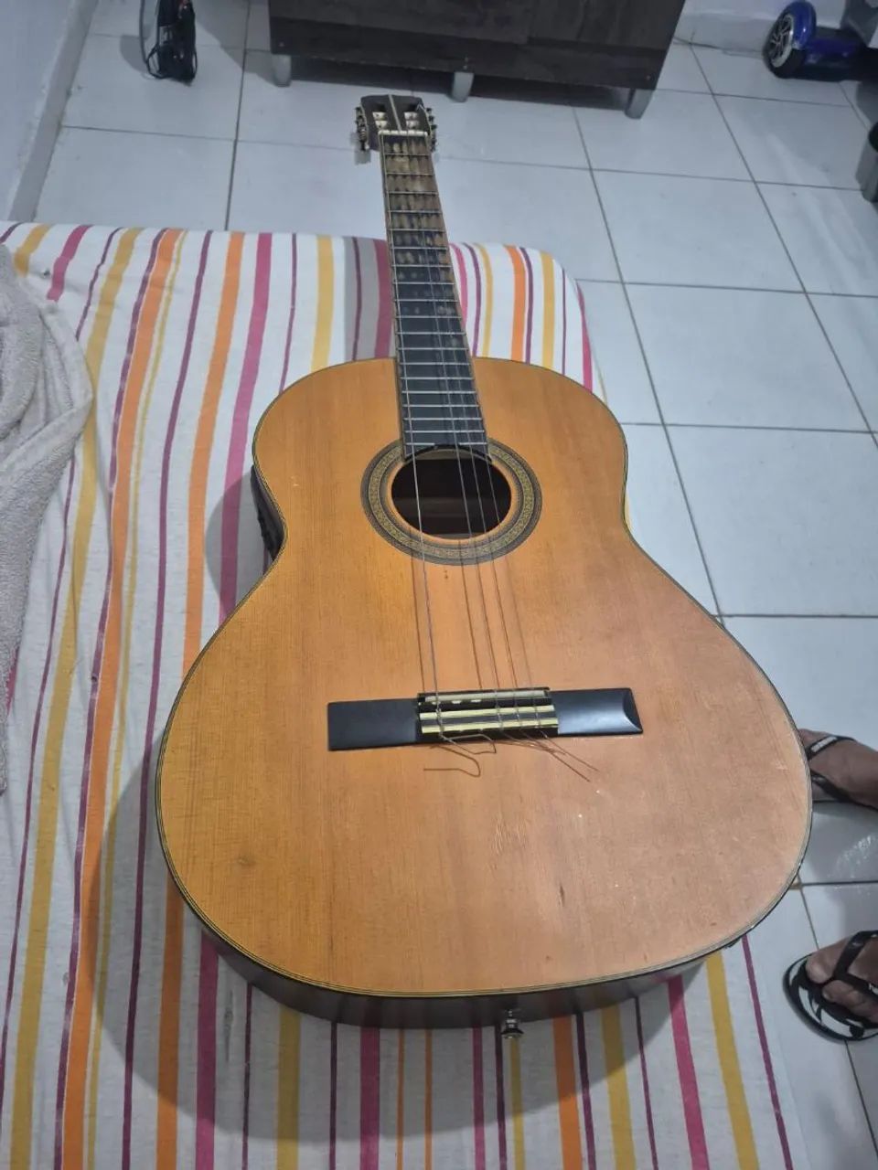 Vendo violão marca Tagima 